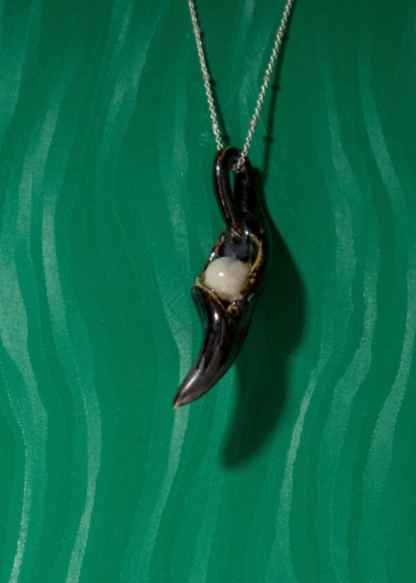Pearly Pendant